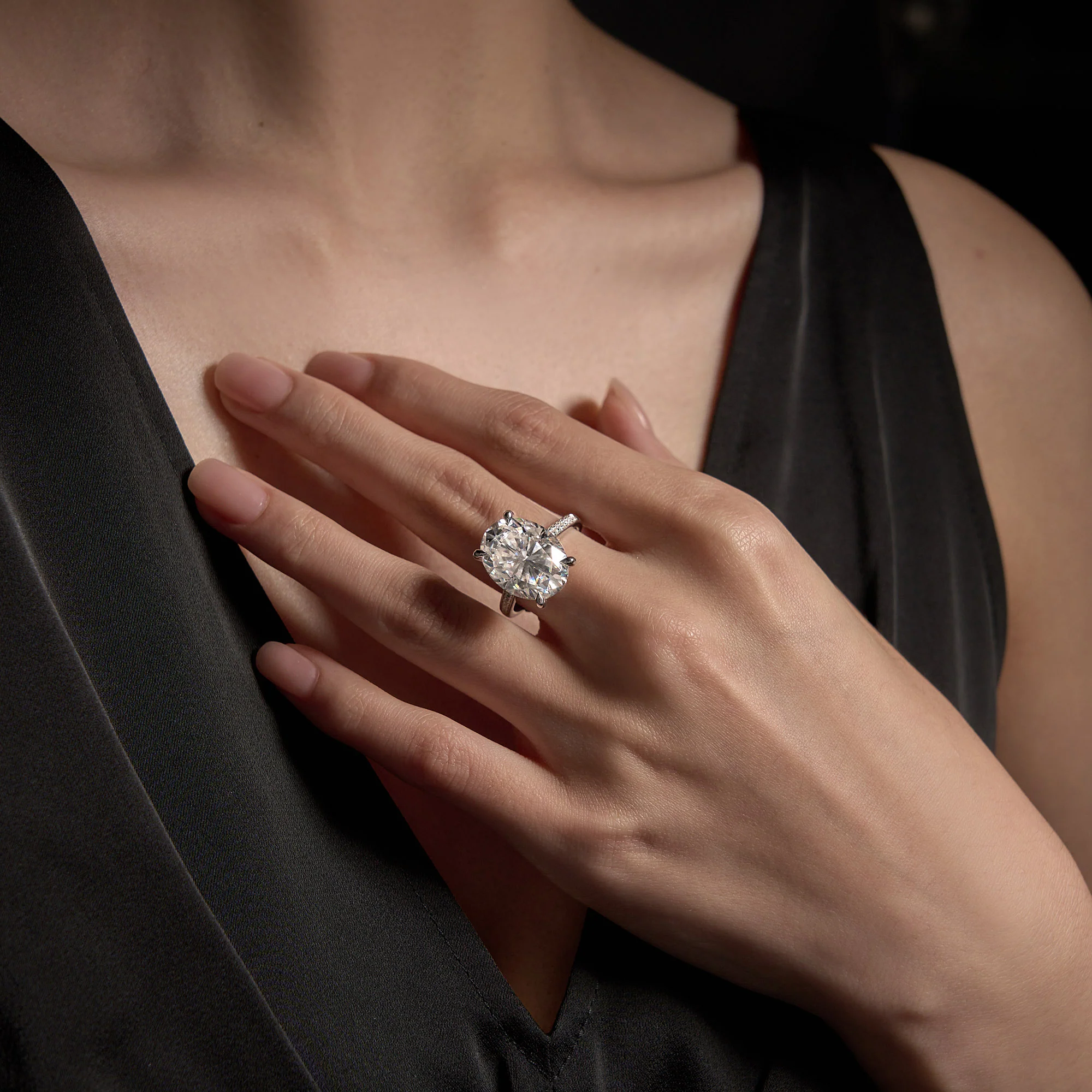 14 Carat Oval Shaped Moissanite Paved Engagement Ring in 14K Gold - Image 12