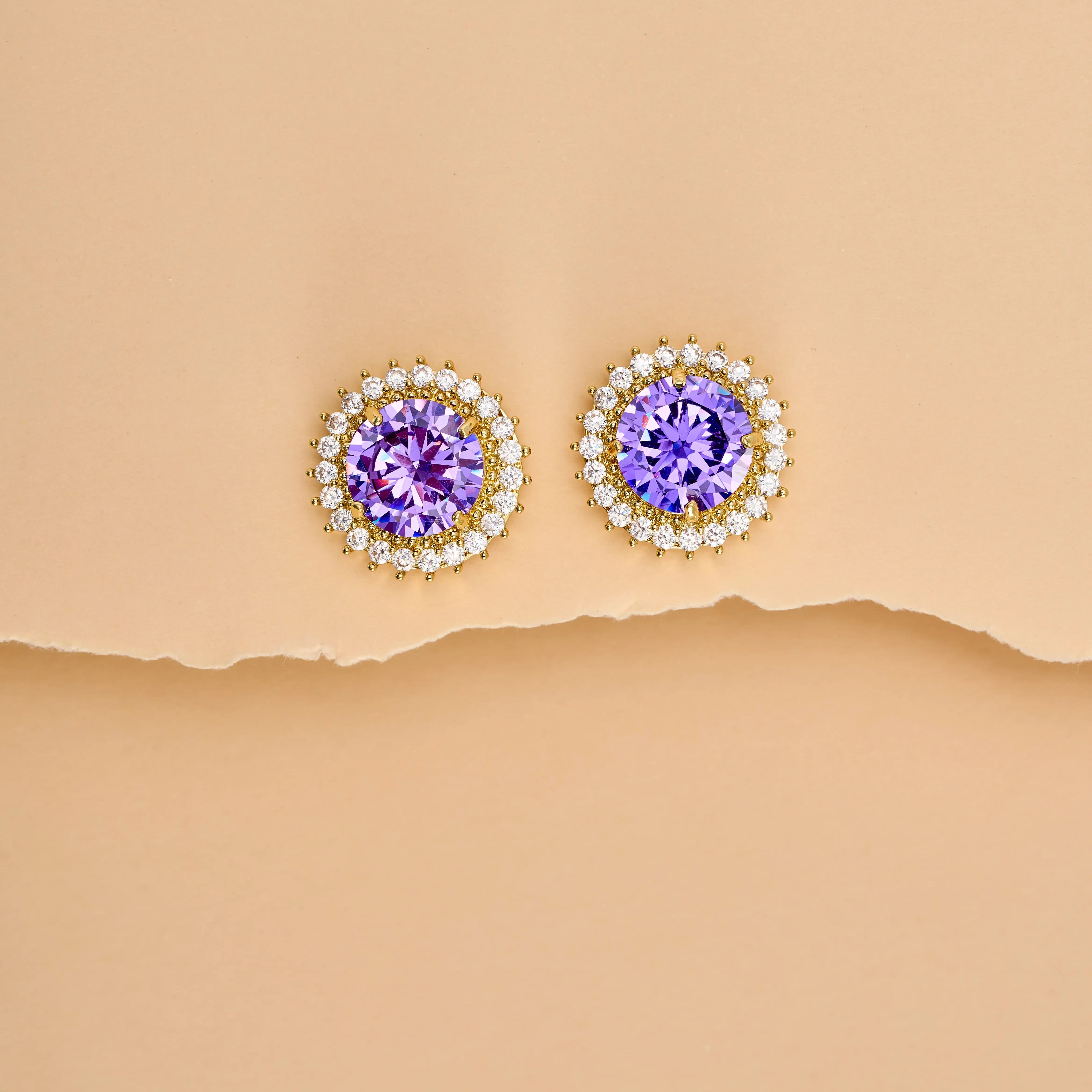 Arc Round Cut With Halo Lavender Amethyst Earings Studs - Image 5