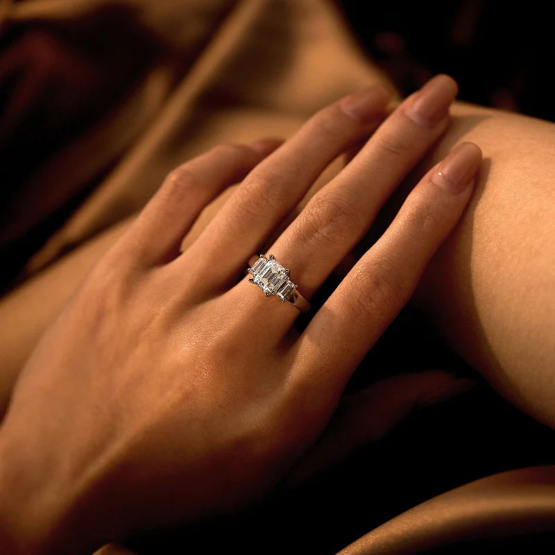 Art Deco Emerald Moissanite Trilogy Ring - Image 12
