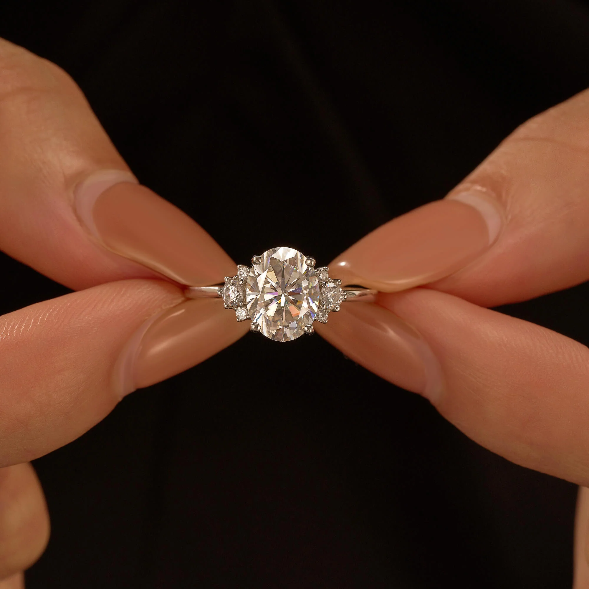 Oval and Round Cut Moissanite Cluster Ring - Image 13