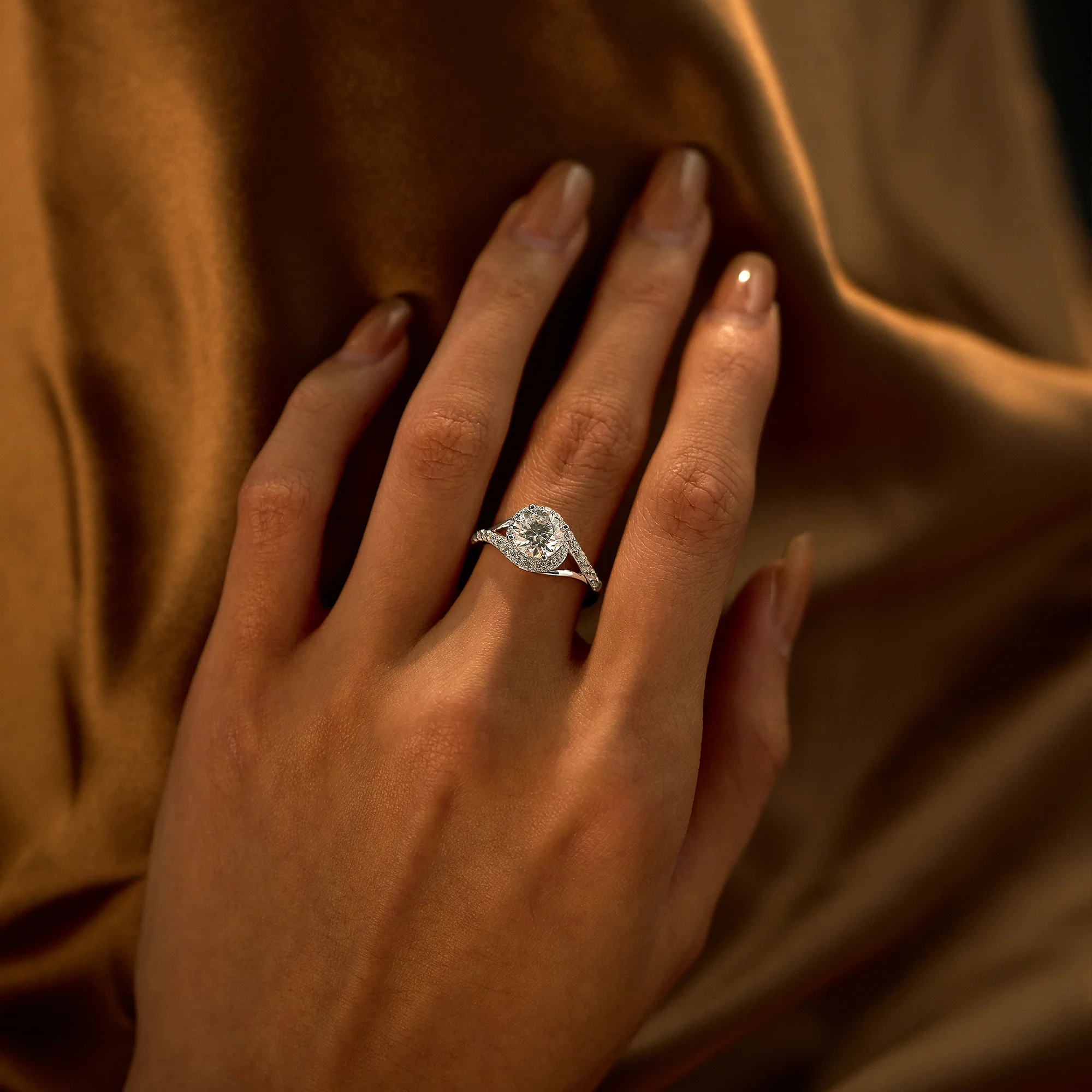 Starlight Halo Moissanite Ring with Twist Pavé Band - Image 11